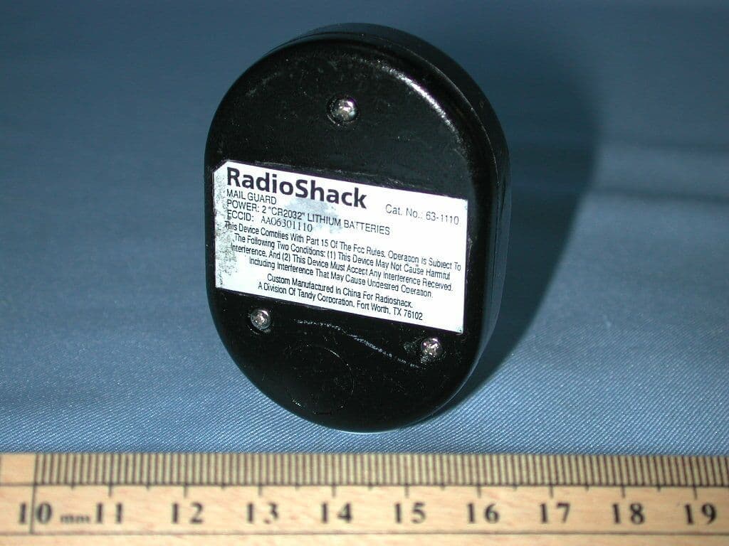 DSC - Part 15 Security/Remote Control Transmitter - FCC ID AAO6301110 - RadioShack Corporation