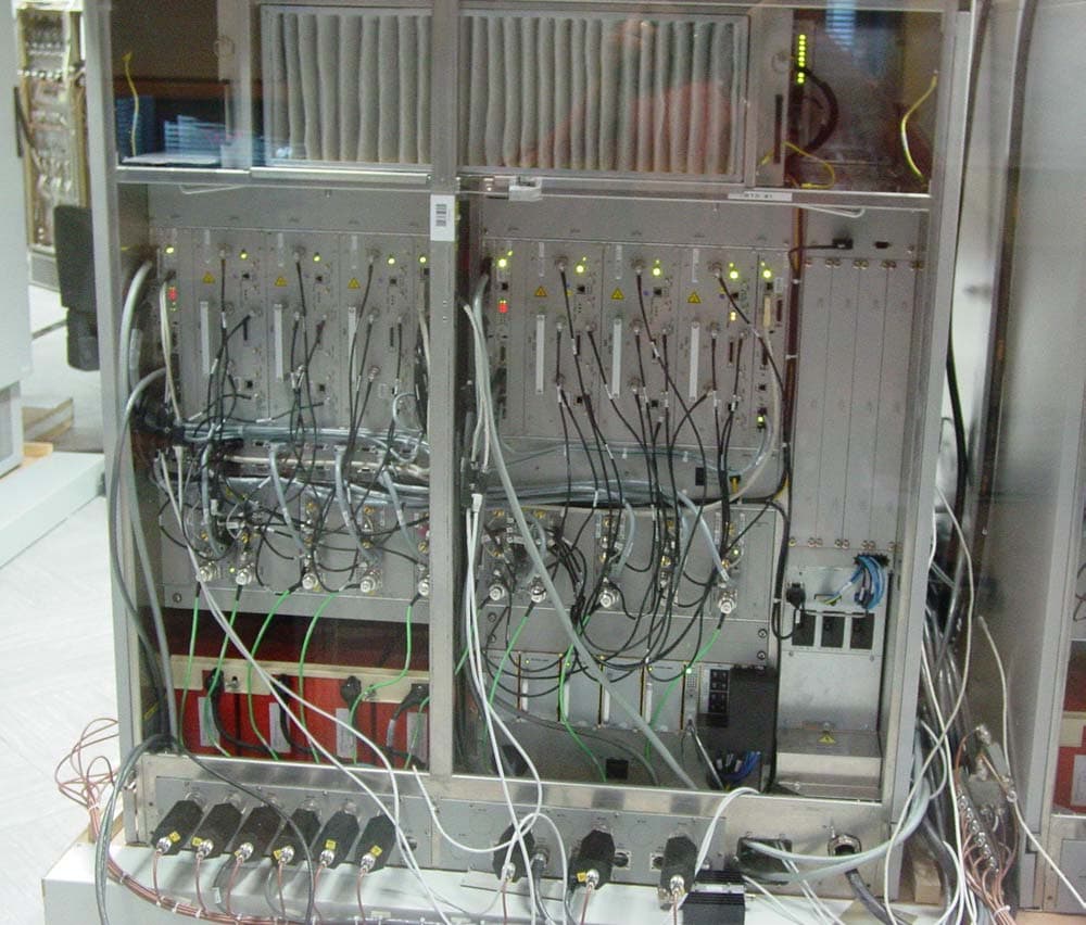 GSM 18000 BTS - FCC ID AB6BTS18000 - Avaya Canada Corporation