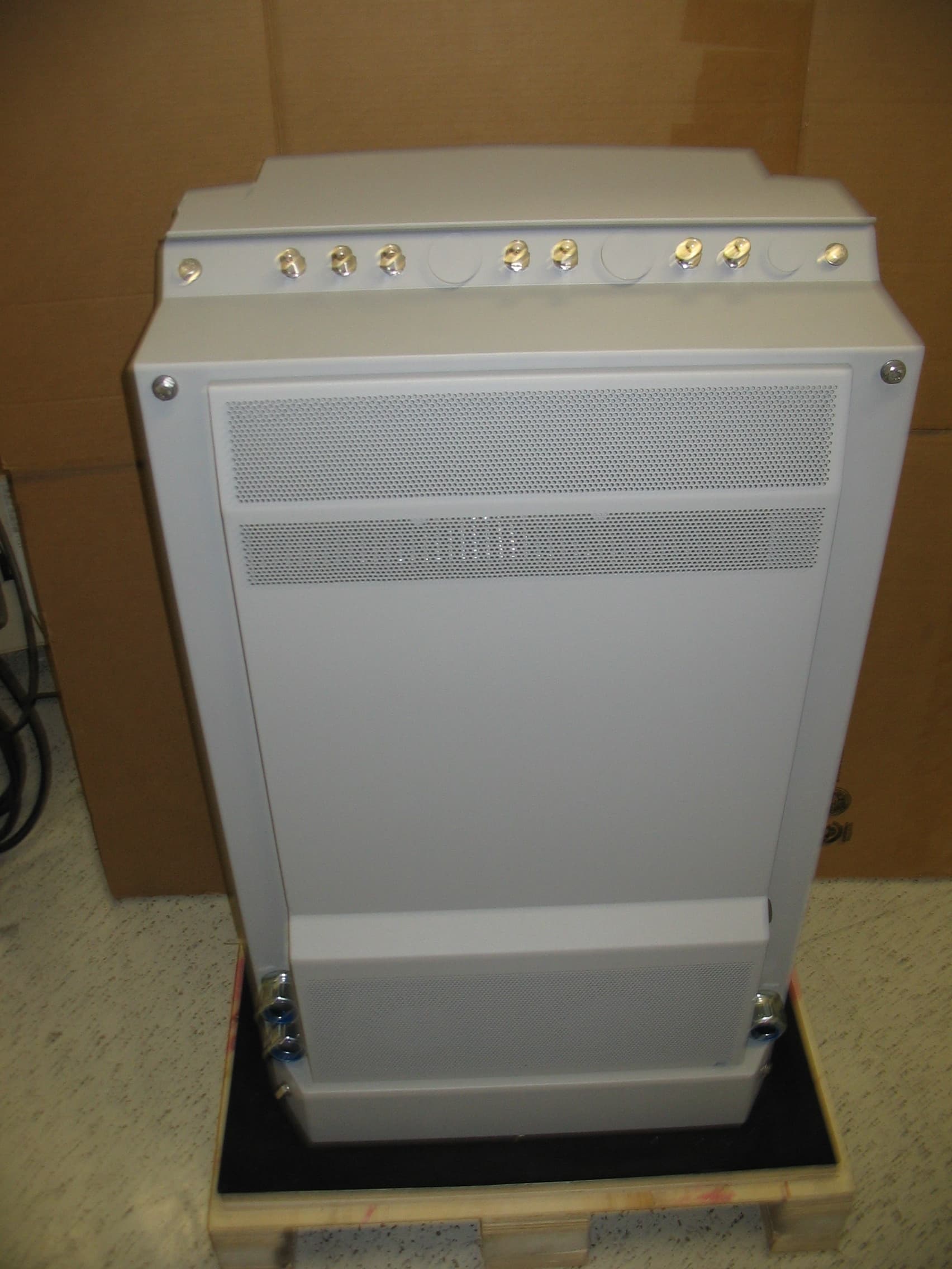 AWS Radio - FCC ID AB6NT2100V3231 - Avaya Canada Corporation (2)