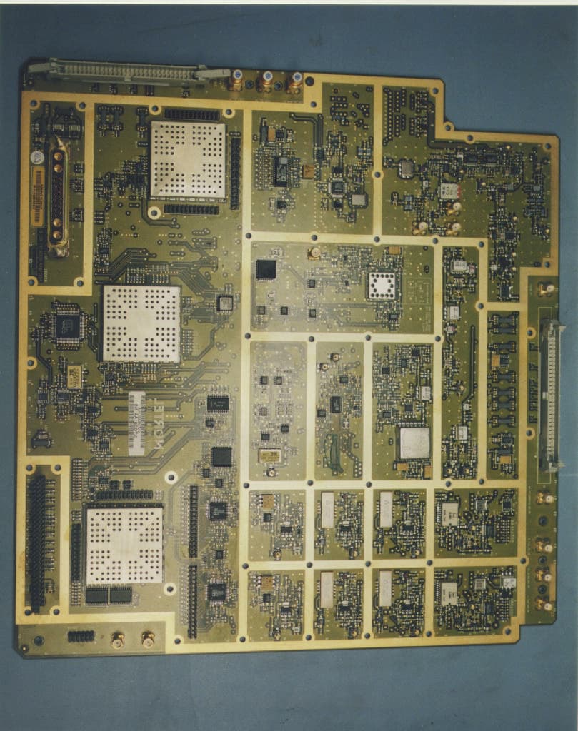 800 MHZ EFRM (Cellular transmitter) - FCC ID AB6NT800EFRM - Avaya Canada Corporation