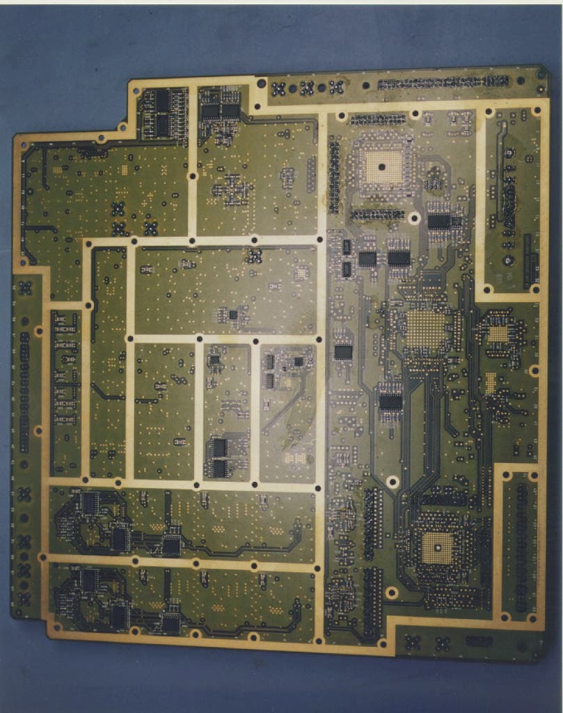 800 MHZ EFRM (Cellular transmitter) - FCC ID AB6NT800EFRM - Avaya Canada Corporation (2)