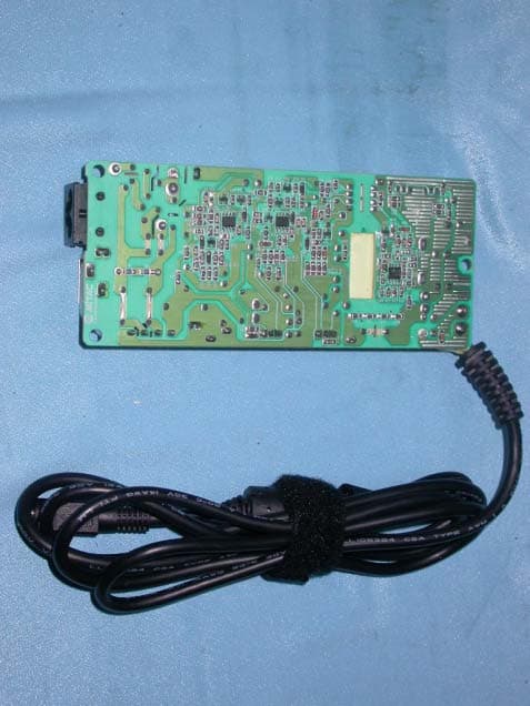 Notebook PC with WLAN and Bluetooth - FCC ID ABZ89FT7602 - Motorola Solutions, Inc. (3)