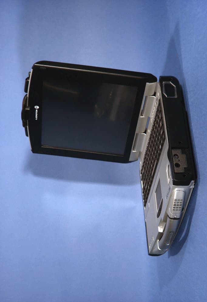 ML900 Notebook PC w/ CDMA Modem - FCC ID ABZ89FT7608 - Motorola Solutions, Inc. (4)