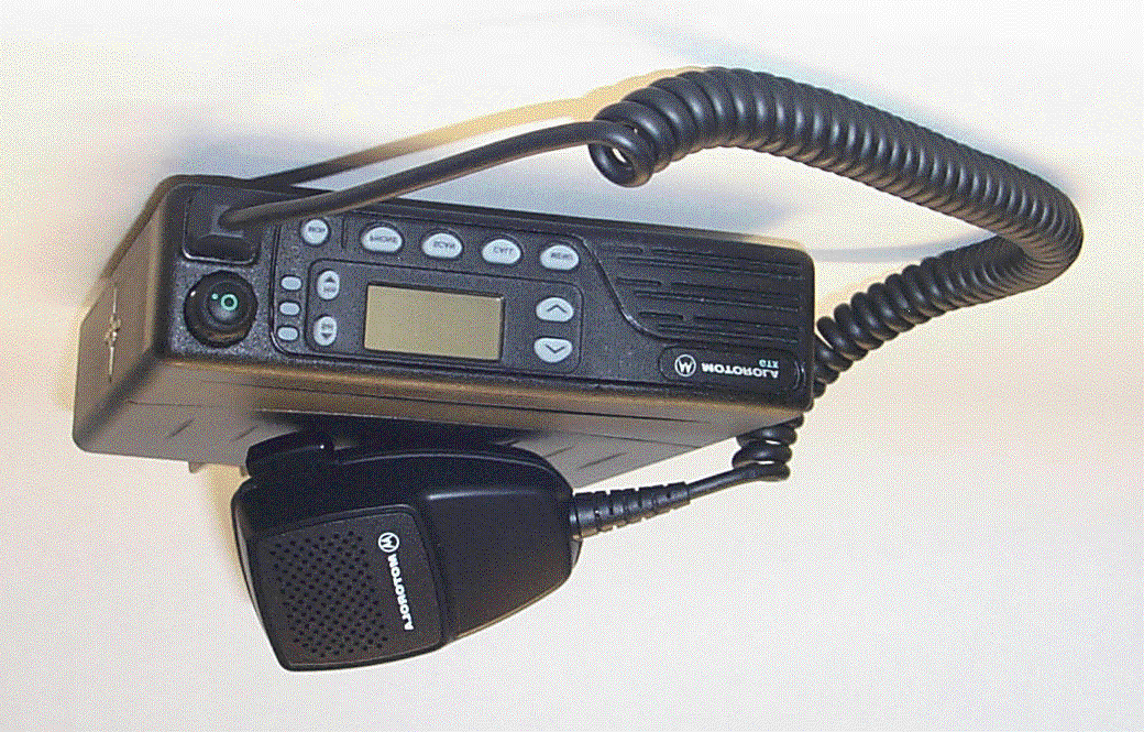 GTX 900MHz Mobile Radio - FCC ID ABZ99FT3004 - Motorola Solutions, Inc. (3)