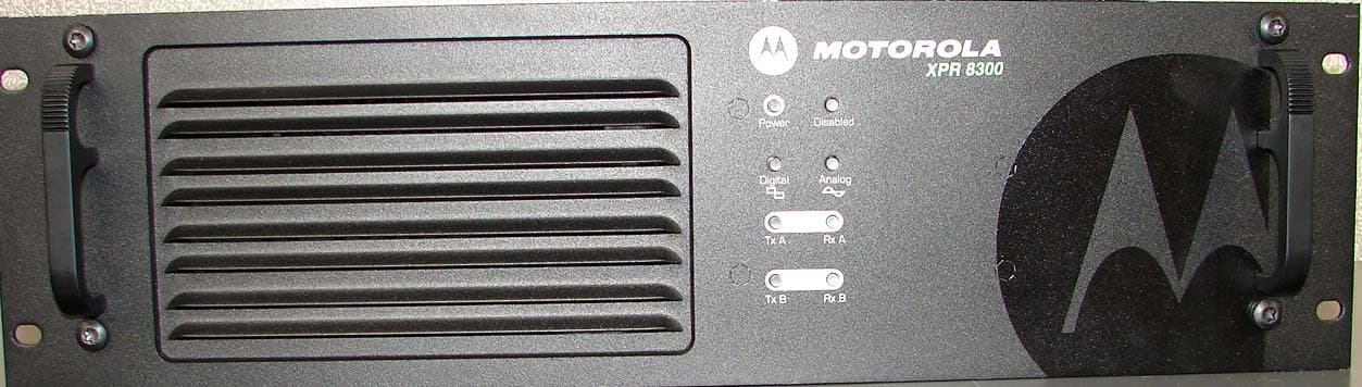 MOTOTRBO VHF 40 Watt Transceiver/Repeater - FCC ID ABZ99FT3025 - Motorola Solutions, Inc. (1)