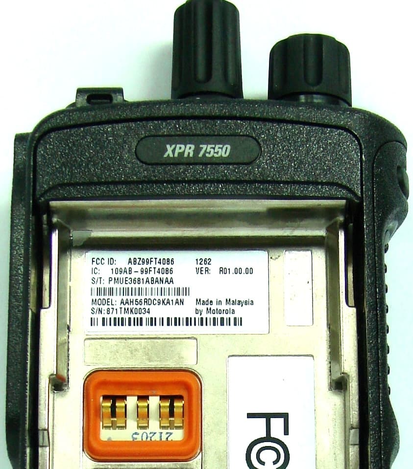 UHF PORTABLE RADIO - FCC ID ABZ99FT4086 - Motorola Solutions, Inc.