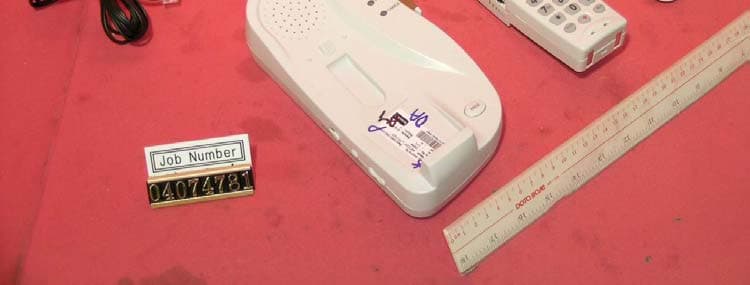 2.4GHz 40 channel Cordless Phone with CID - FCC ID ACEC600 - Clarity, A Division of Plantronics, Inc.