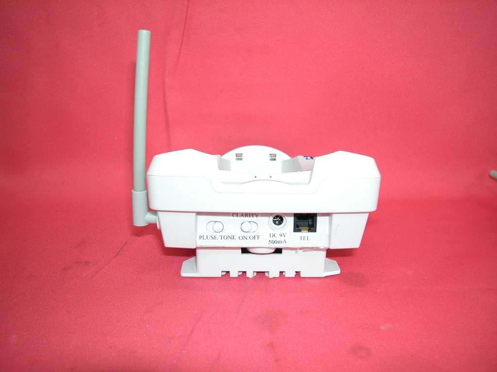 900MHz 40 Channel Analog Cordless Phone - FCC ID ACEW425 - Clarity, A Division of Plantronics, Inc. (3)