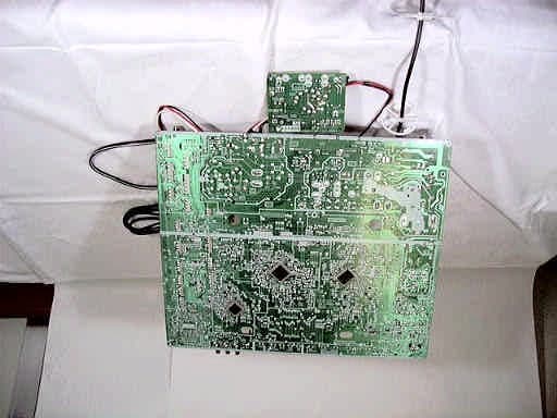 TV/VCR With 2 Ch FM Transmitter - FCC ID ACJ927131TX - Panasonic Corporation of North America (3)
