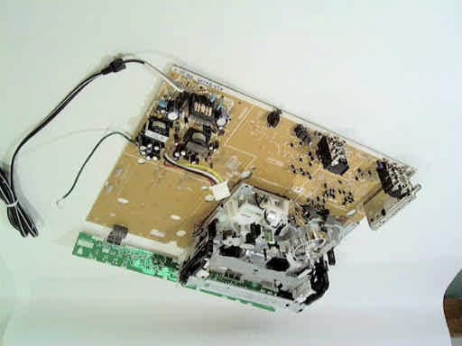 VCR with DVD Player - FCC ID ACJ927139AHV - Panasonic Corporation of North America (3)