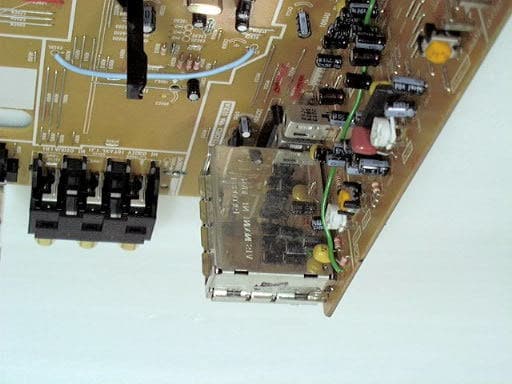 Combination TV/VCR - FCC ID ACJ927141TX - Panasonic Corporation of North America (4)