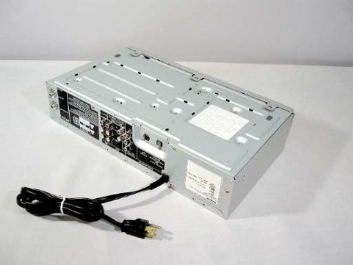 VCR With DVD Player - FCC ID ACJ927148AHVI - Panasonic Corporation of North America