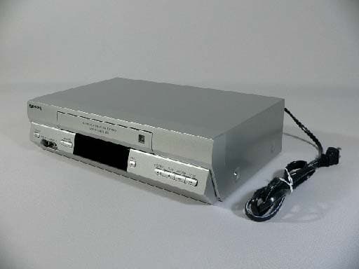 Video Cassette Recorder - FCC ID ACJ927149AH - Panasonic Corporation of North America (2)