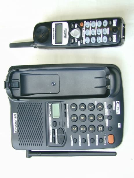 Cordless Telephone - FCC ID ACJ96NKX-TC1743 - Panasonic Corporation of North America (4)