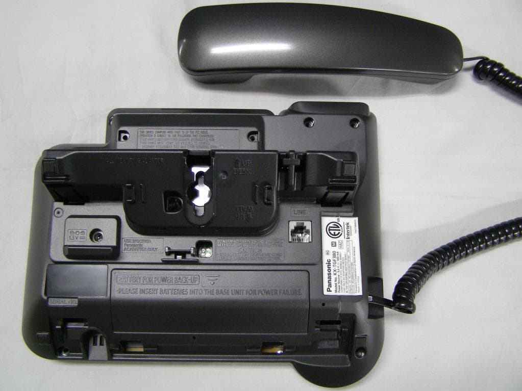 UPCS Cordless Telephone Base Station with Bluetooth Transceiver - FCC ID ACJ96NKX-TGF380A - Panasonic Corporation of North America (3)