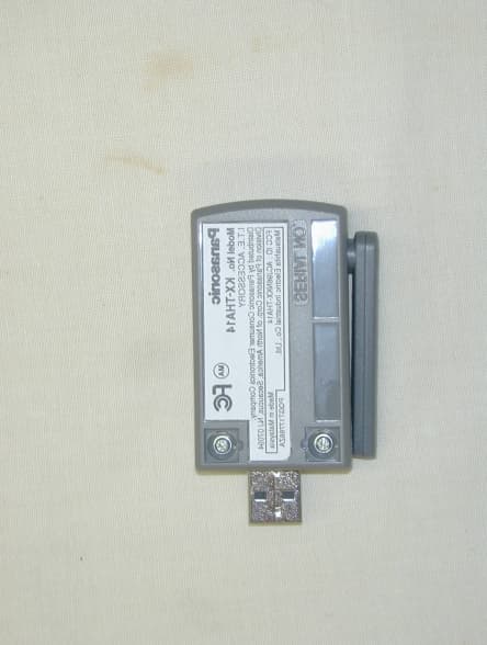 2.4 GHz Wireless USB Adaptor - FCC ID ACJ96NKX-THA14 - Panasonic Corporation of North America (1)