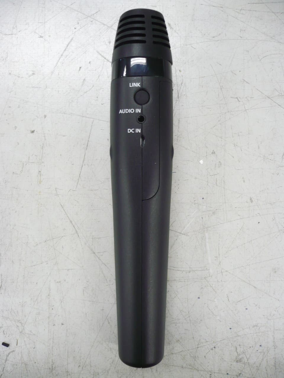 1.9 GHz Wireless Handheld Microphone - FCC ID ACJ9TAK-SHH14 - Panasonic Corporation of North America