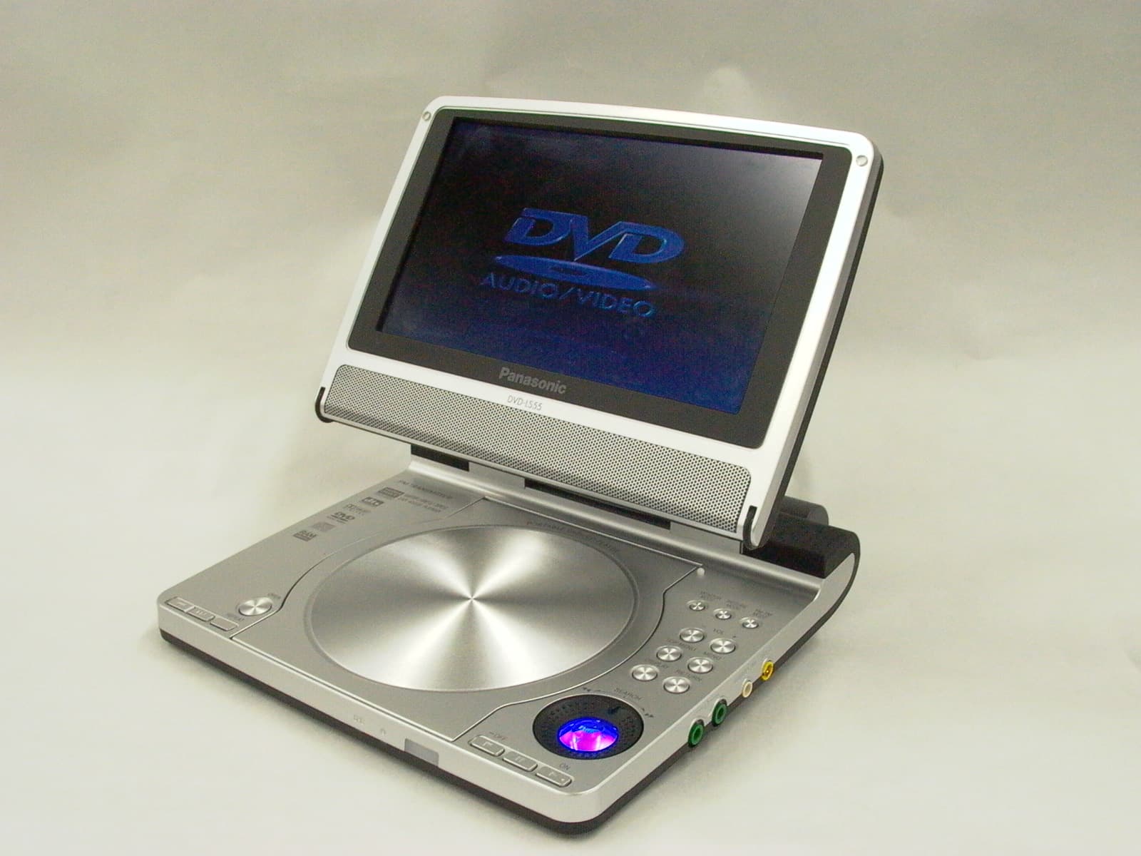 Portable DVD/CD Player - FCC ID ACJDVDLS55 - Panasonic Corporation of North America (2)