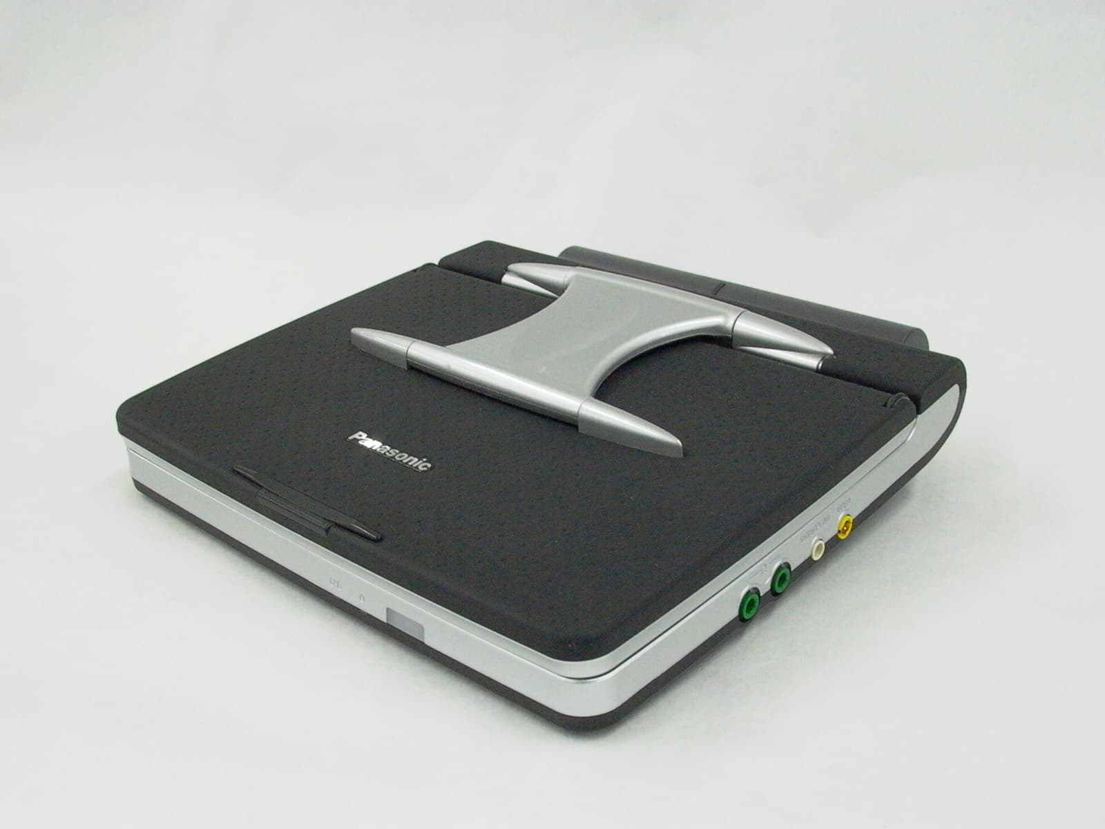 Portable DVD/CD Player - FCC ID ACJDVDLS55 - Panasonic Corporation of North America (1)