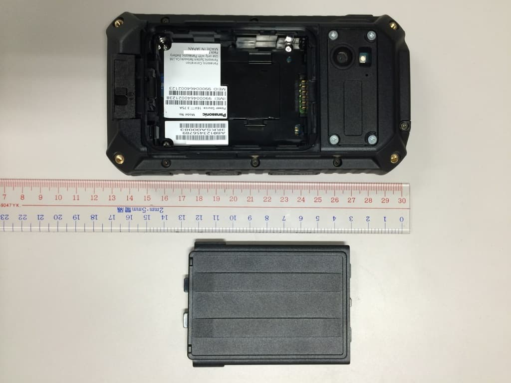 Rugged Handset with Multi-band GSM/EDGE/UMTS/LTE, WLAN, Bluetooth and RFID - FCC ID ACJEB3910A - Panasonic Corporation of North America (2)
