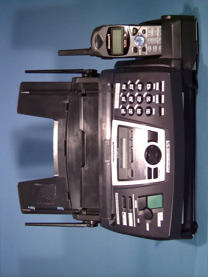 Base unit for a 2.4 GHz DSS Cordless Phone with FAX - FCC ID ACJKM7KX-FPG175 - Panasonic Corporation of North America (1)