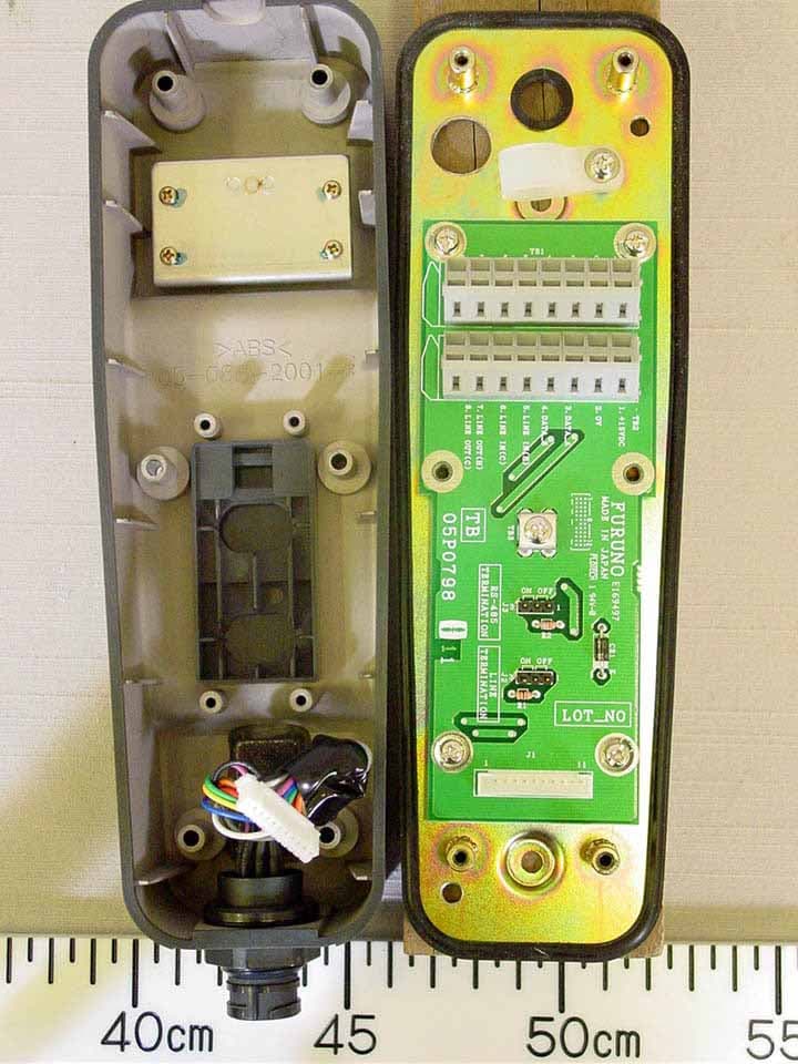VHF Marine  Radiotelephone - FCC ID ADB9ZWFM8800S - Furuno USA Inc (3)