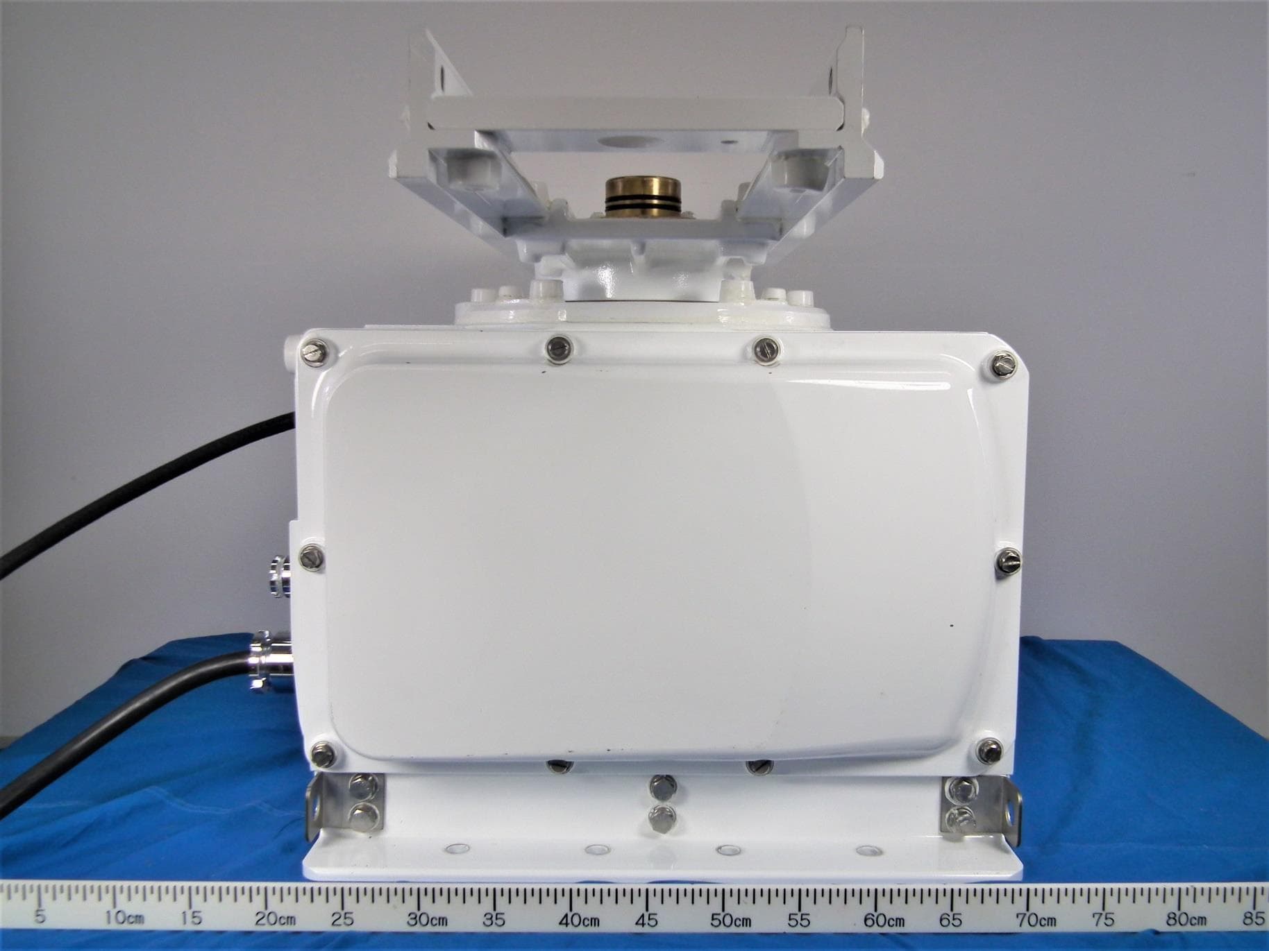 Transceiver unit for the radar sensor - FCC ID ADB9ZWRTR129 - Furuno USA Inc
