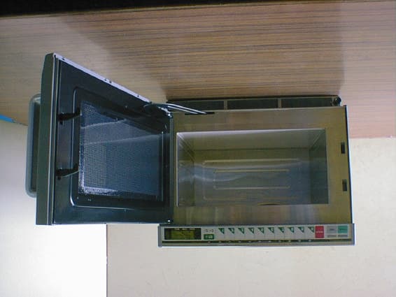 Microwave Oven - FCC ID AEZA107 - Sanyo Electric Co Ltd (3)