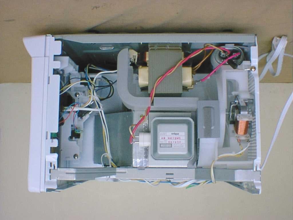 Microwave Oven - FCC ID AEZM220 - Sanyo Electric Co Ltd