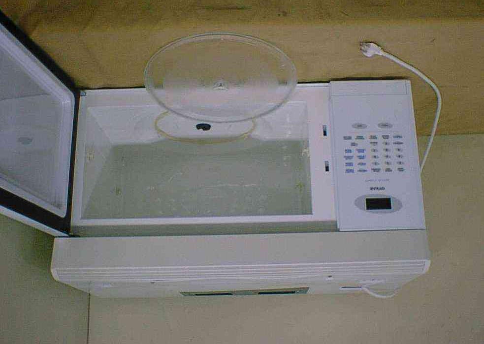 Microwave Oven - FCC ID AEZM903 - Sanyo Electric Co Ltd (3)