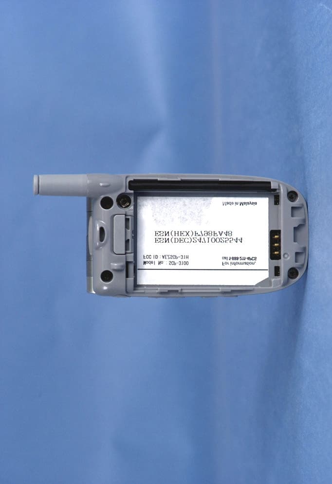 Tri-Mode Dual-Band Analog/ PCS Phone (AMPS/ CDMA) - FCC ID AEZSCP-31H - Sanyo Electric Co Ltd (5)