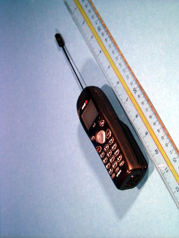 Dual-Band (Analog/PCS) Phone (AMPS/CDMA) - FCC ID AEZSCP-4K - Sanyo Electric Co Ltd (2)