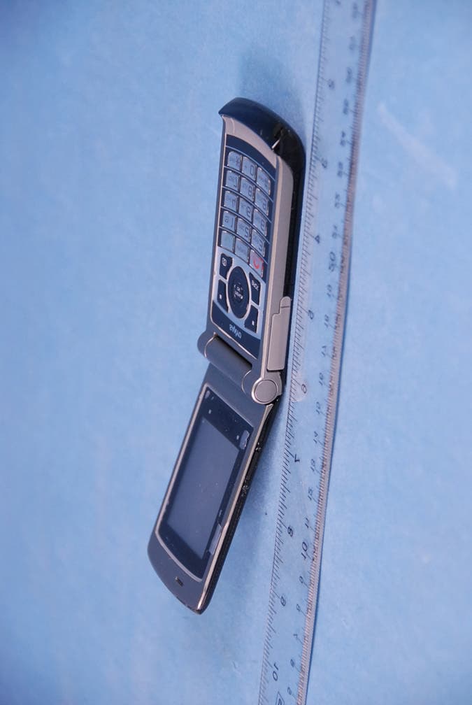 Cellular/ PCS CDMA Phone with Bluetooth - FCC ID AEZSCP-6650 - Sanyo Electric Co Ltd (2)