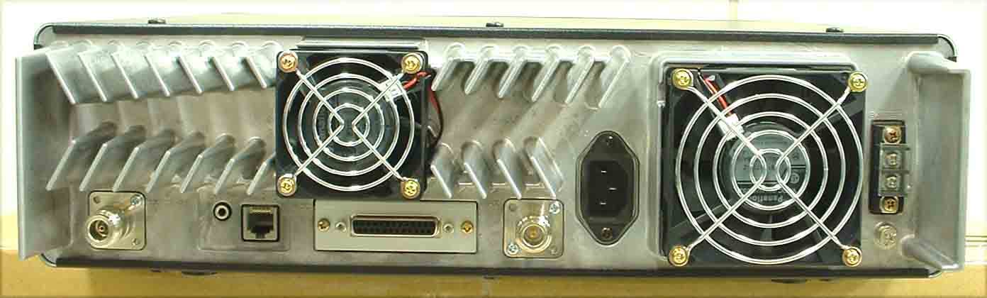 UHF FM Repeater, Model ICFR4000 - FCC ID AFJ236803 - ICOM Incorporated (1)