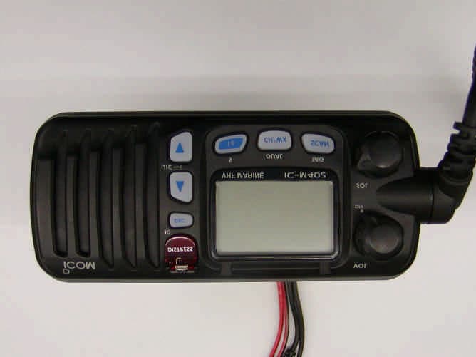 VHF Marine Transceiver - FCC ID AFJ270600 - ICOM Incorporated (3)
