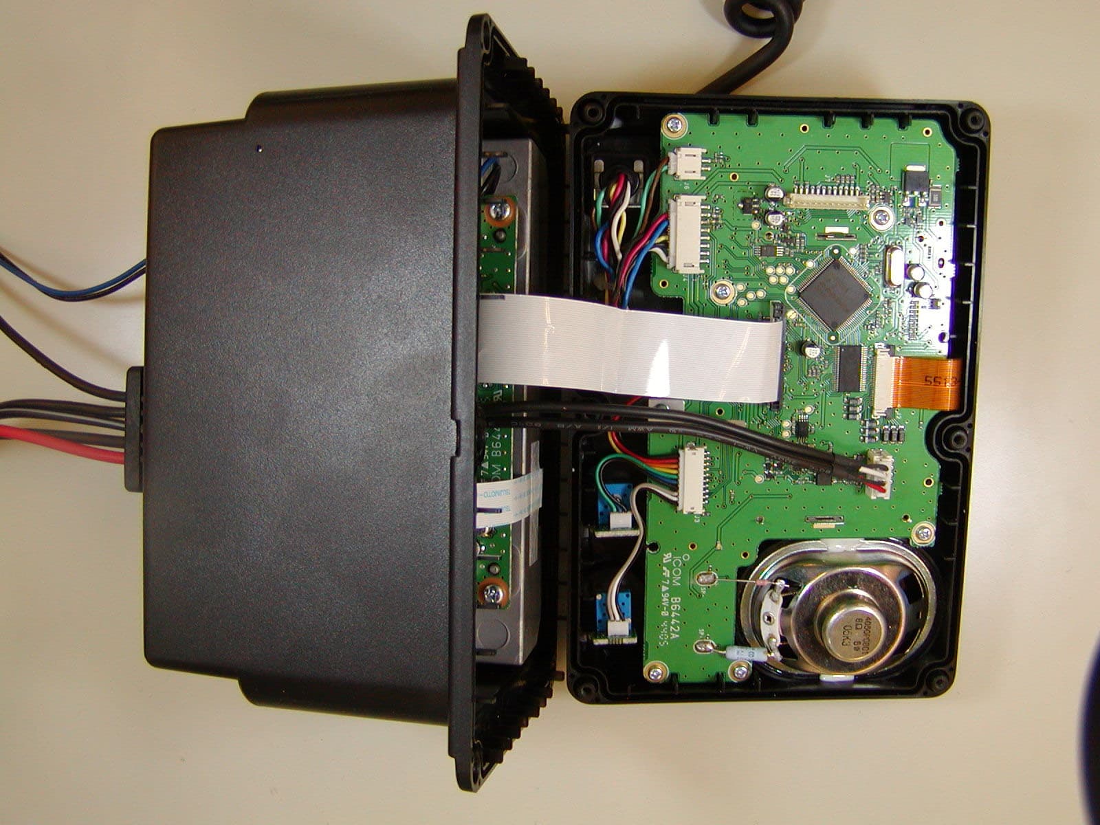 VHF-FM Marine Transceiver - FCC ID AFJ291400 - ICOM Incorporated (1)