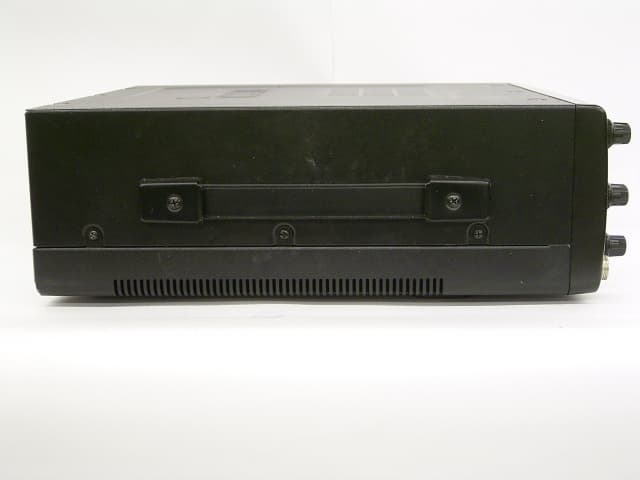 HF/50 MHz Tranceiver - FCC ID AFJ318200 - ICOM Incorporated (2)