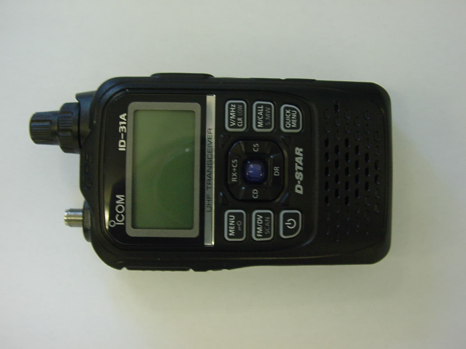 UHF Amateur Transceiver - FCC ID AFJ332200 - ICOM Incorporated (2)