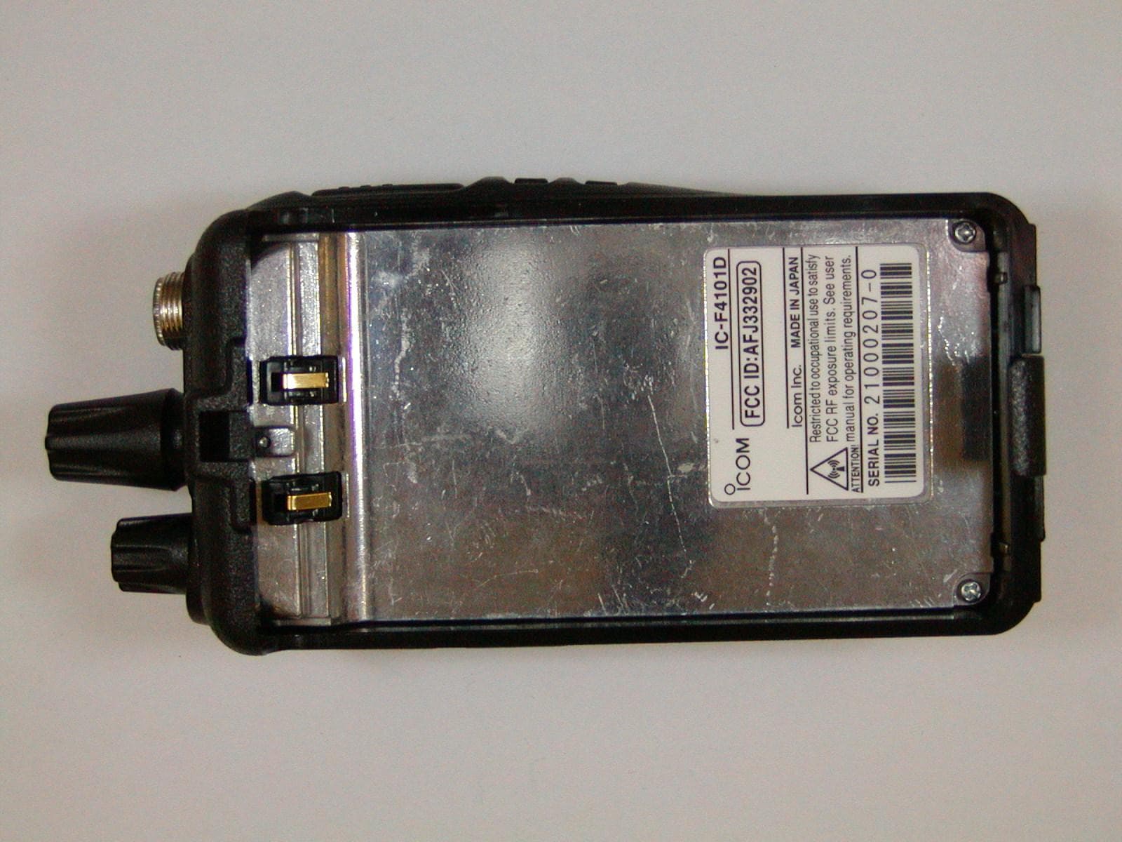 UHF Transceiver - FCC ID AFJ332902 - ICOM Incorporated (2)