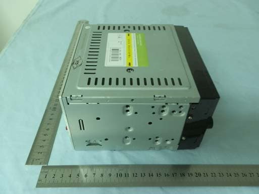 MULTIFUNCTIONAL NAVIGATION AND ENTERTAINMENT SYSTEM - FCC ID AJBB6241 - Shenzhen Roadrover Technology Co., Ltd. (2)