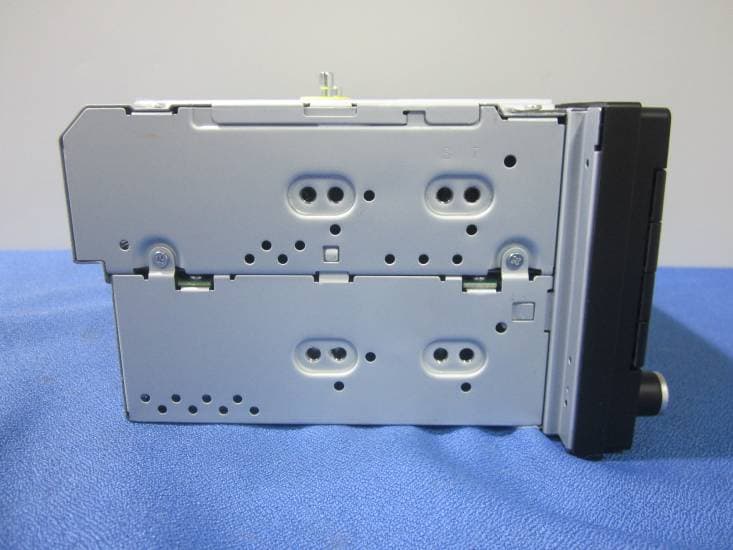 Car Multimedia System - FCC ID AJBI6217SF - Shenzhen Roadrover Technology Co., Ltd. (4)