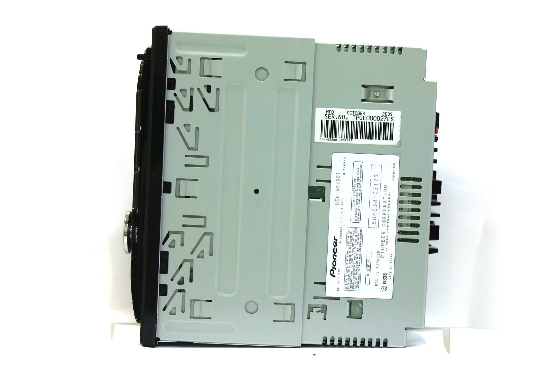 CD Receiver - FCC ID AJDK030 - Pioneer Corporation