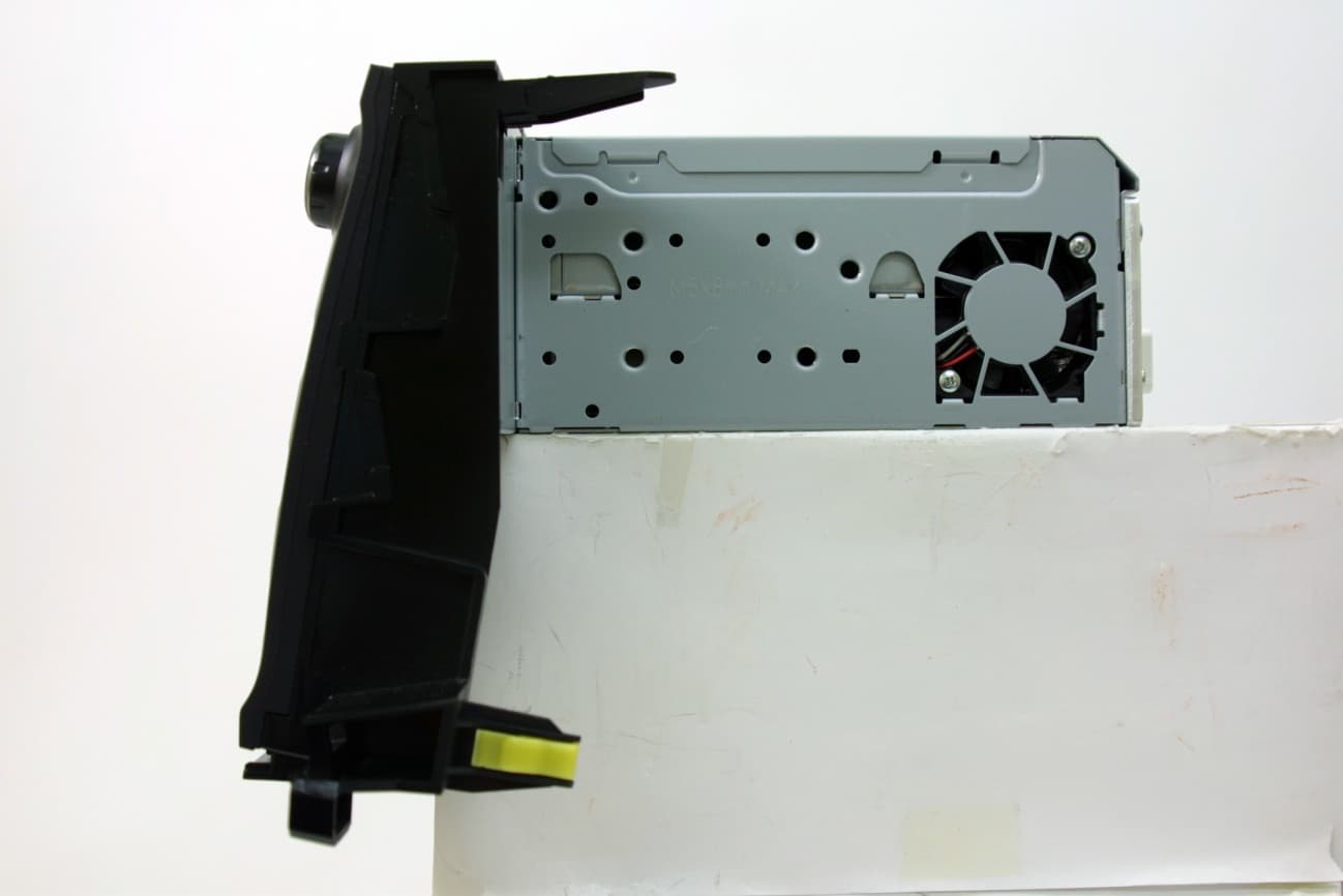 Car Audio with Bluetooth - FCC ID AJDK066 - Pioneer Corporation (5)