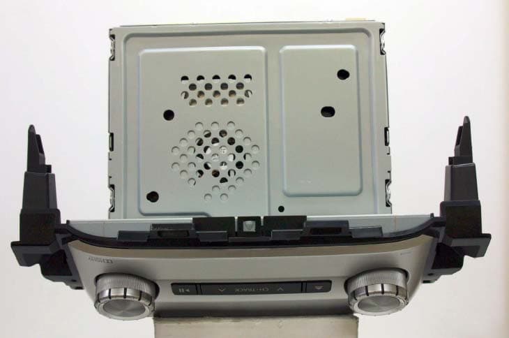 Car Audio with Bluetooth - FCC ID AJDK088 - Pioneer Corporation (3)