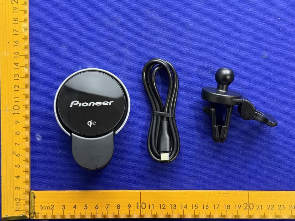 WIRELESS CHARGING CRADLE - FCC ID AJDK131 - Pioneer Corporation (2)