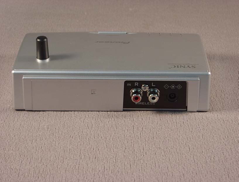 Wireless Speaker Transmitter - FCC ID AJDT105 - Pioneer Corporation (2)