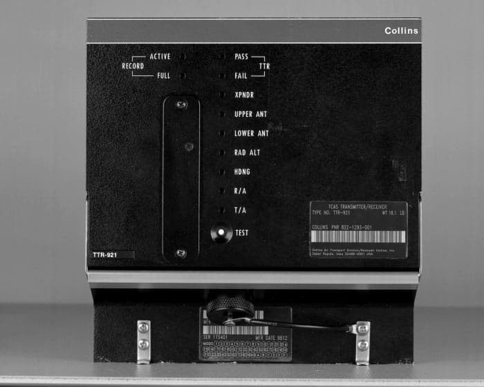 TCAS II - FCC ID AJK8221293 - Rockwell Collins Inc