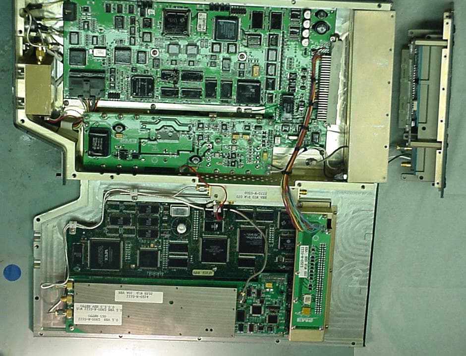 Satellite High Speed Data Transceiver - FCC ID AJK8221772 - Rockwell Collins Inc