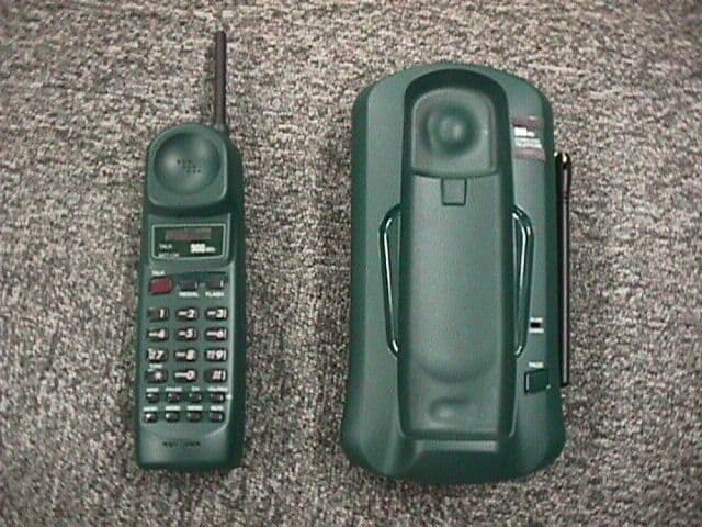 900 MHz Cordless Telephone - FCC ID AJXFT8009 - Toshiba America Consumer Products Inc
