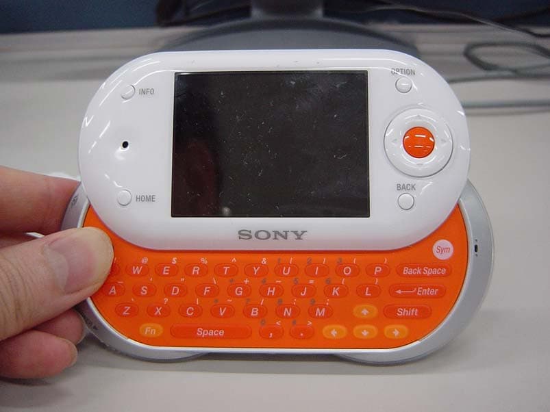 Personal Communicator - FCC ID AK8COM1 - Sony Group Corporation (2)